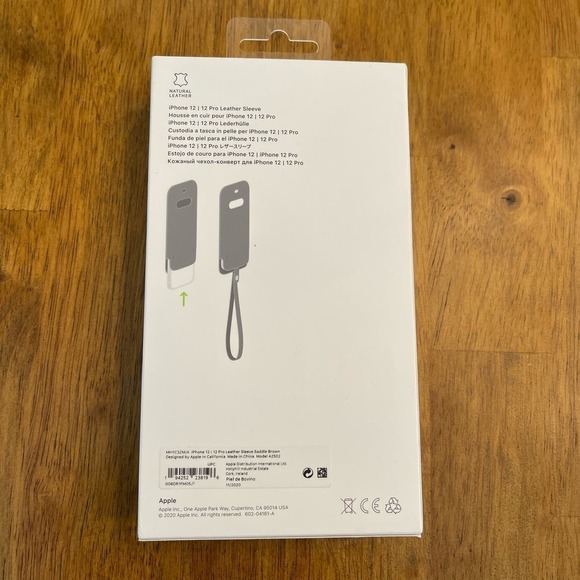 NIB Apple Leather Sleeve Case with MagSafe for iPhone 12 & 12 Pro - Saddle Brown - Picture 2 of 5